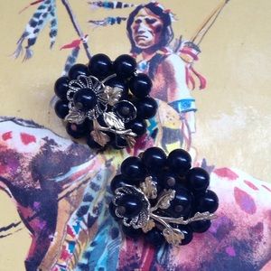 🥂SALE🥂 Vintage Black Beads & Gold Cluster Earrings - made in Japan